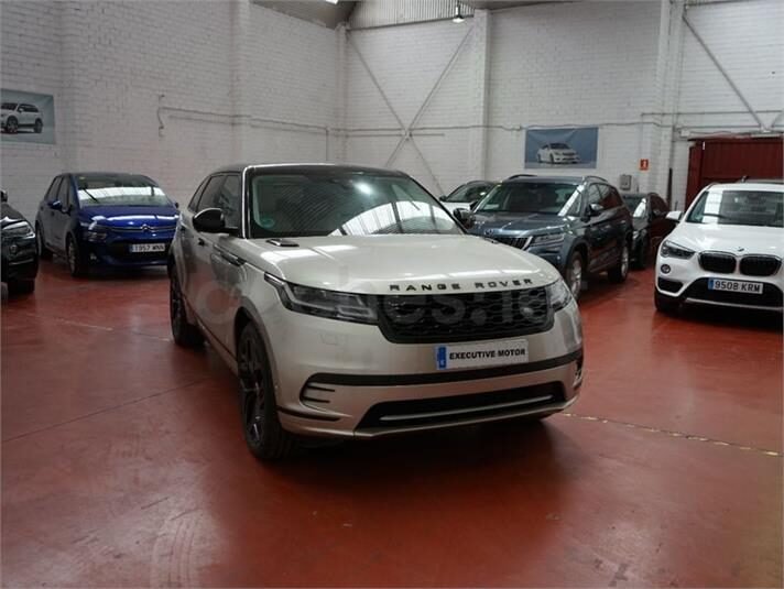 LAND-ROVER Range Rover Velar 3.0 D300 Dynamic HSE 4WD Auto
