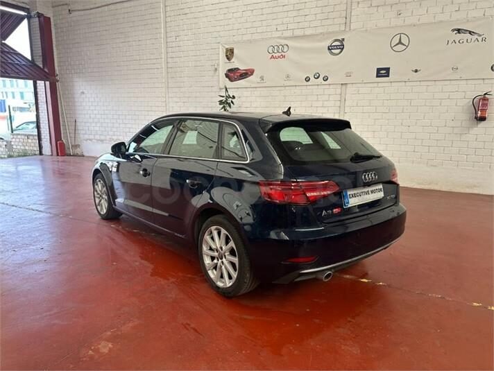 AUDI A3 30 TDI S tronic Sportback