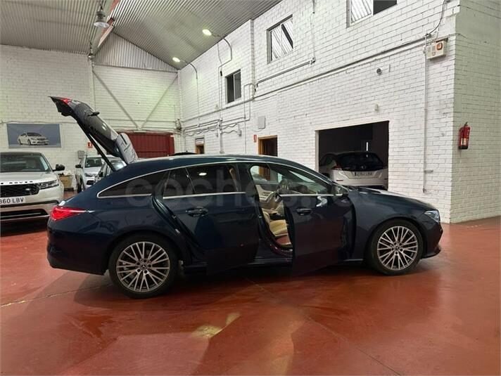 MERCEDES-BENZ CLA 220 D DCT Shooting Brake