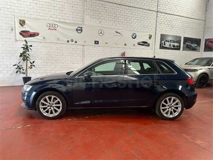 AUDI A3 30 TDI S tronic Sportback