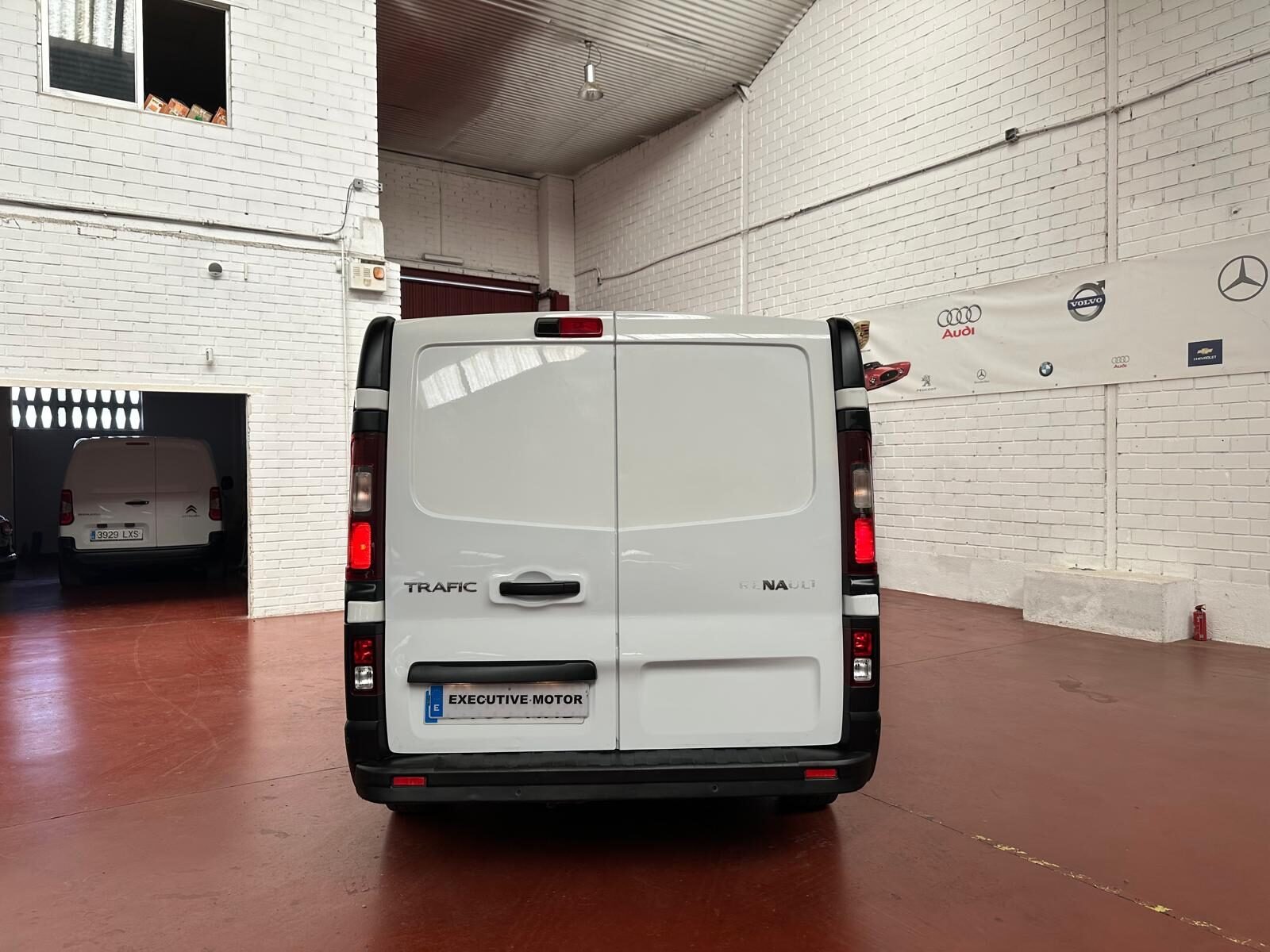 RENAULT Trafic L1 H1