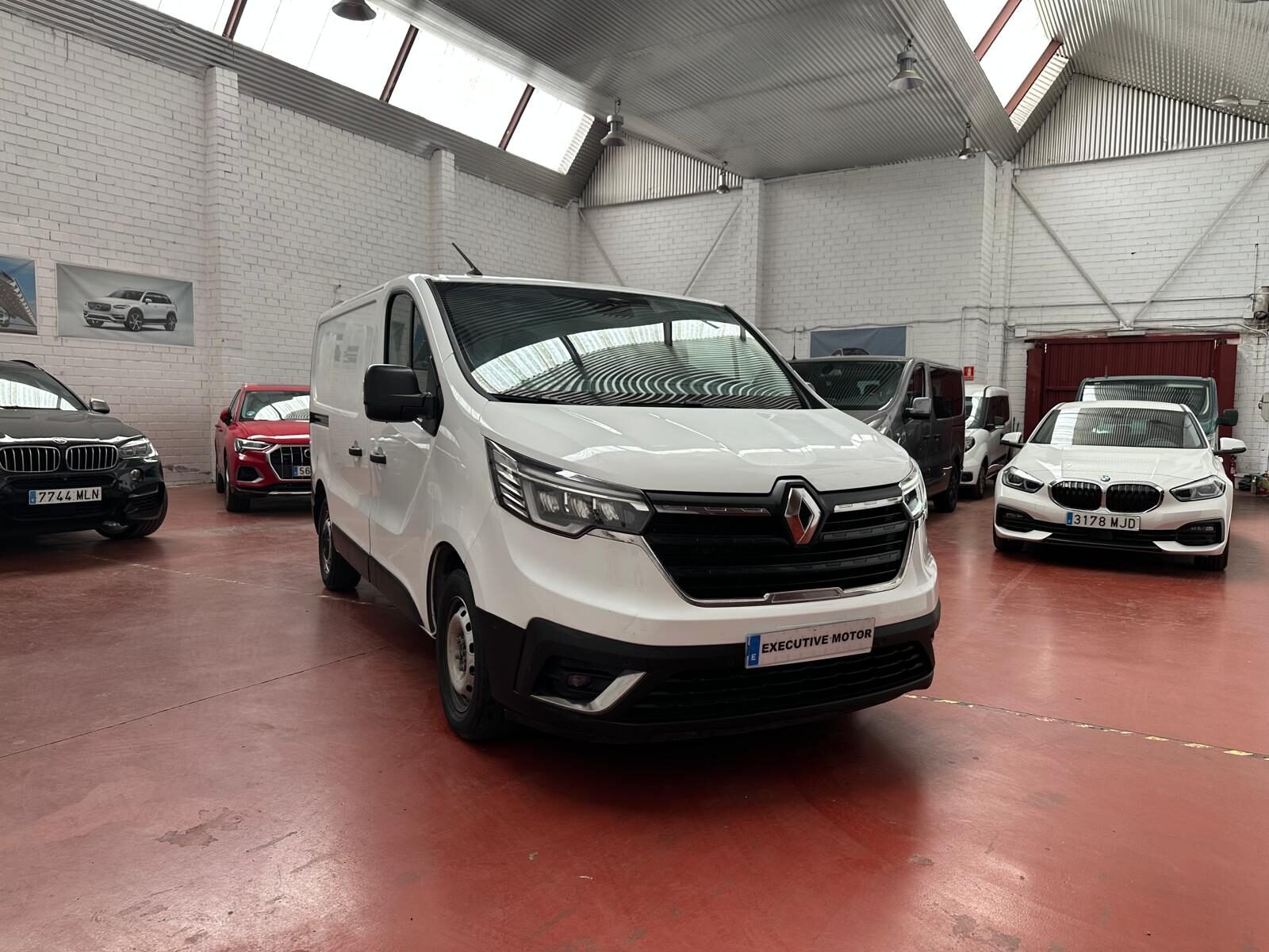 RENAULT Trafic L1 H1