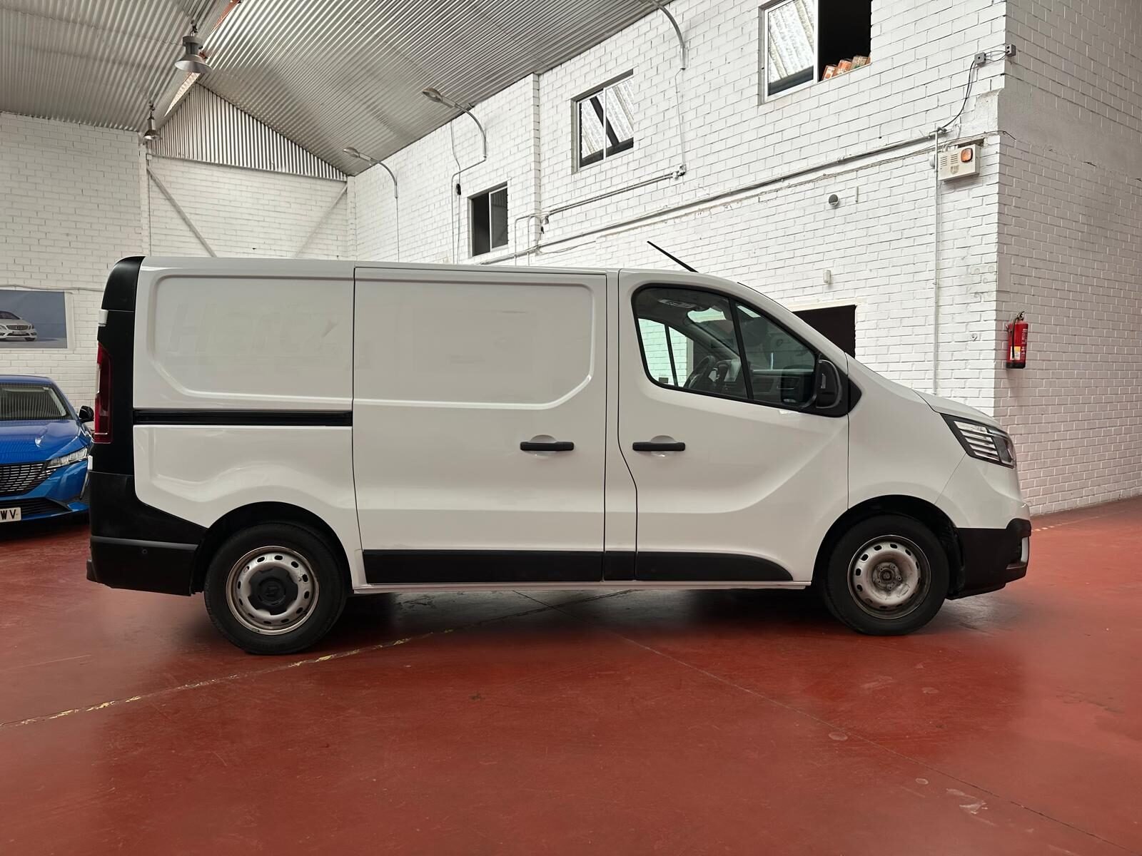 RENAULT Trafic L1 H1
