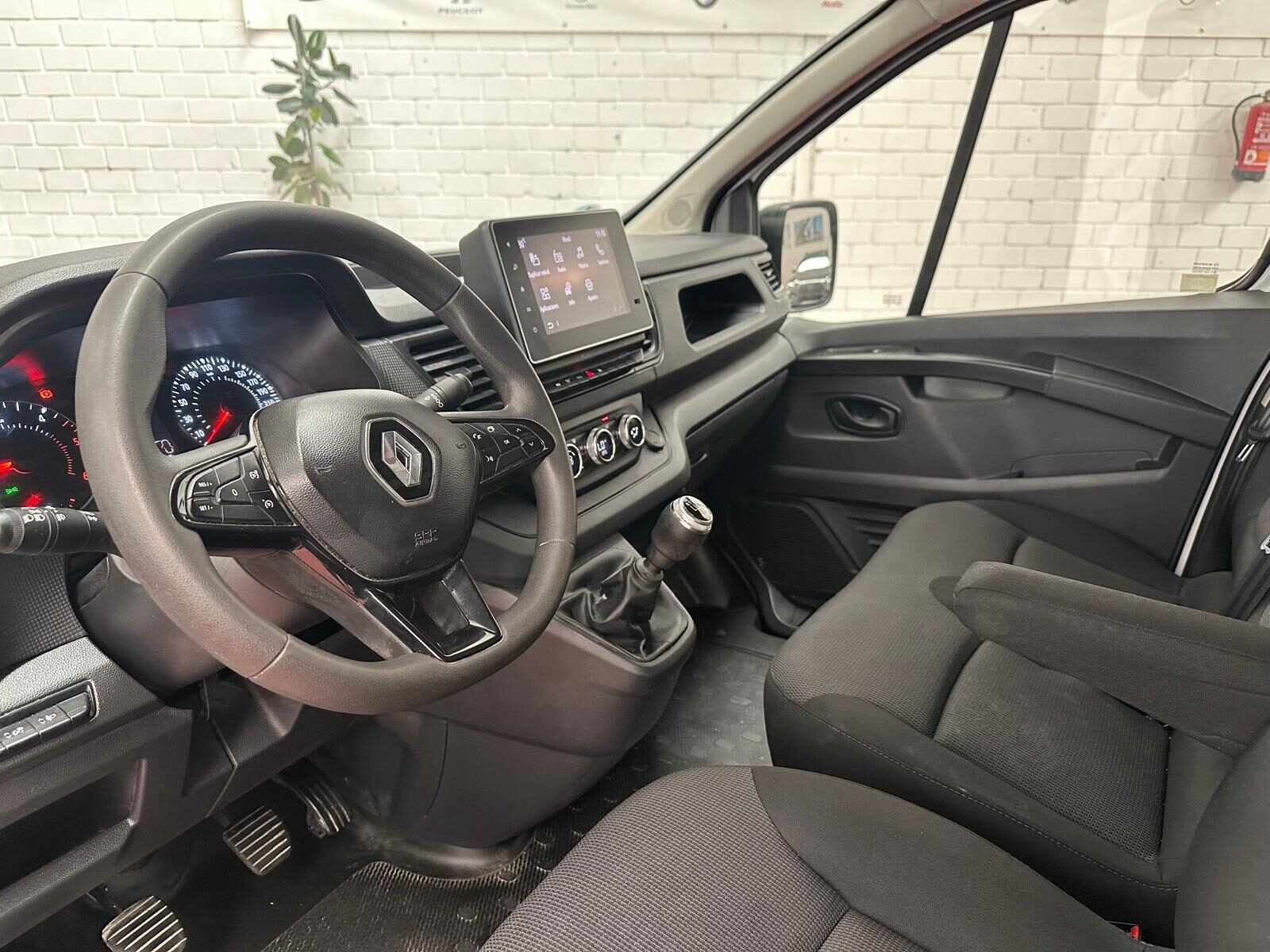 RENAULT Trafic L1 H1
