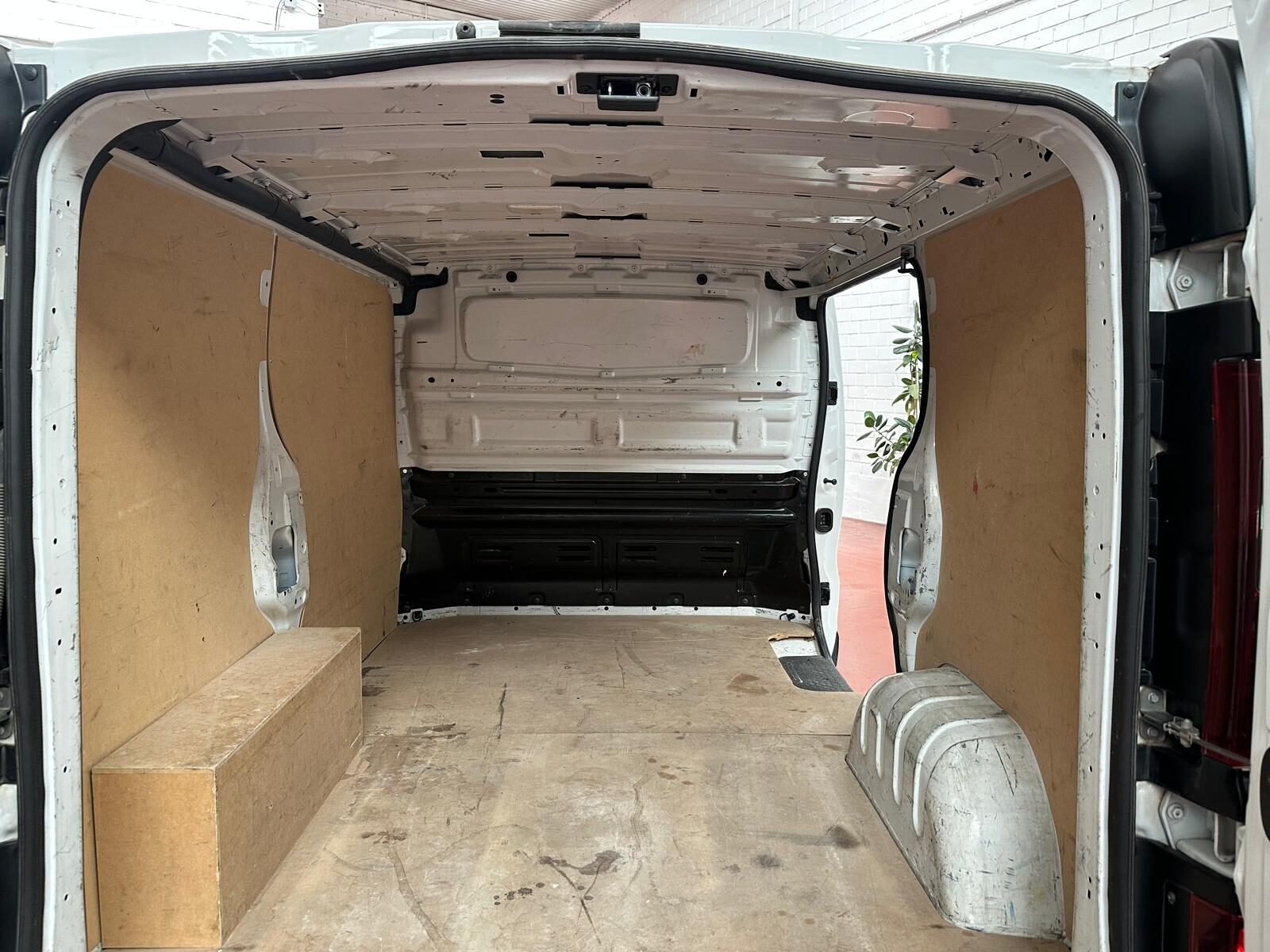 RENAULT Trafic L1 H1