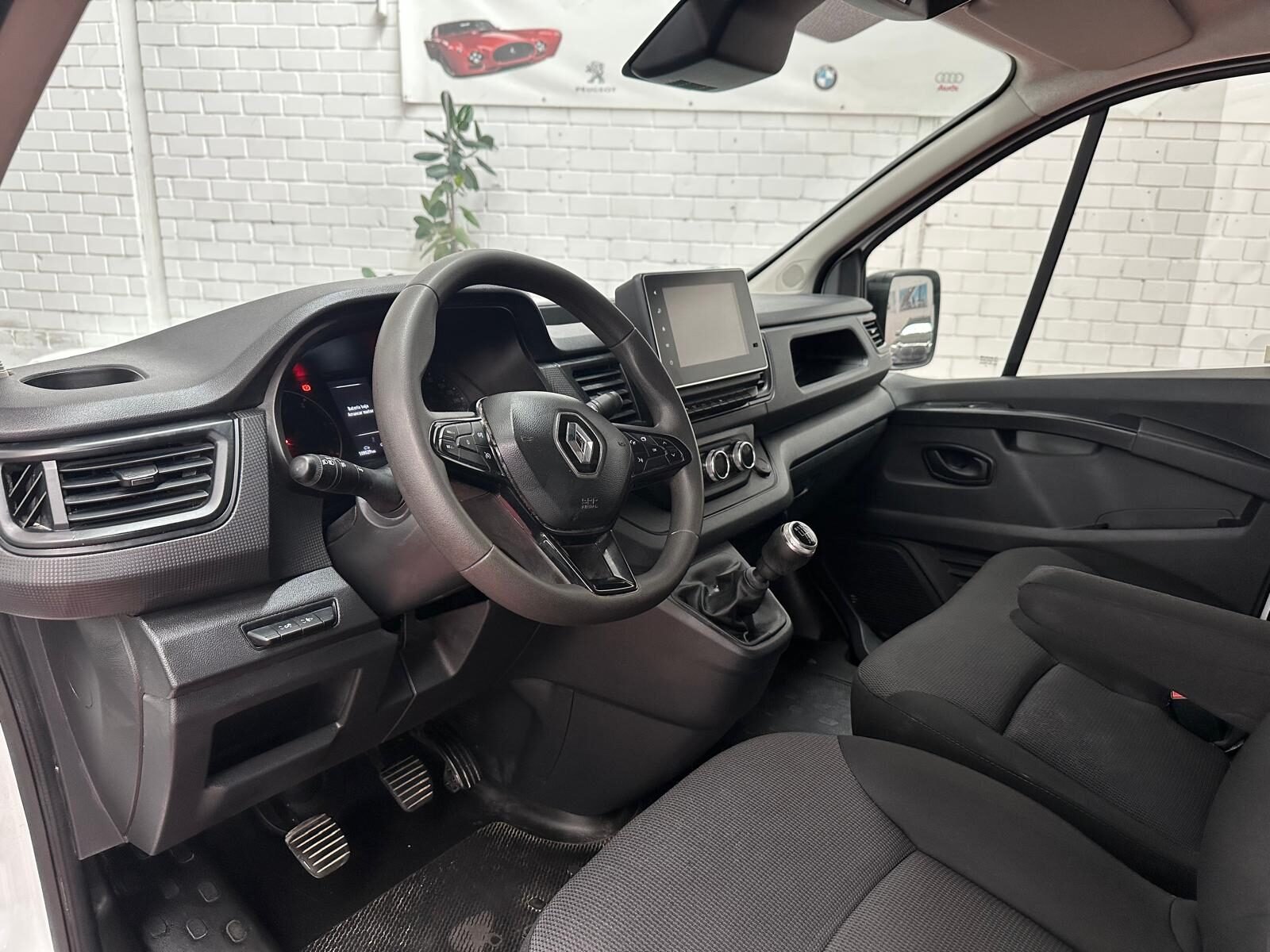 RENAULT Trafic L1 H1