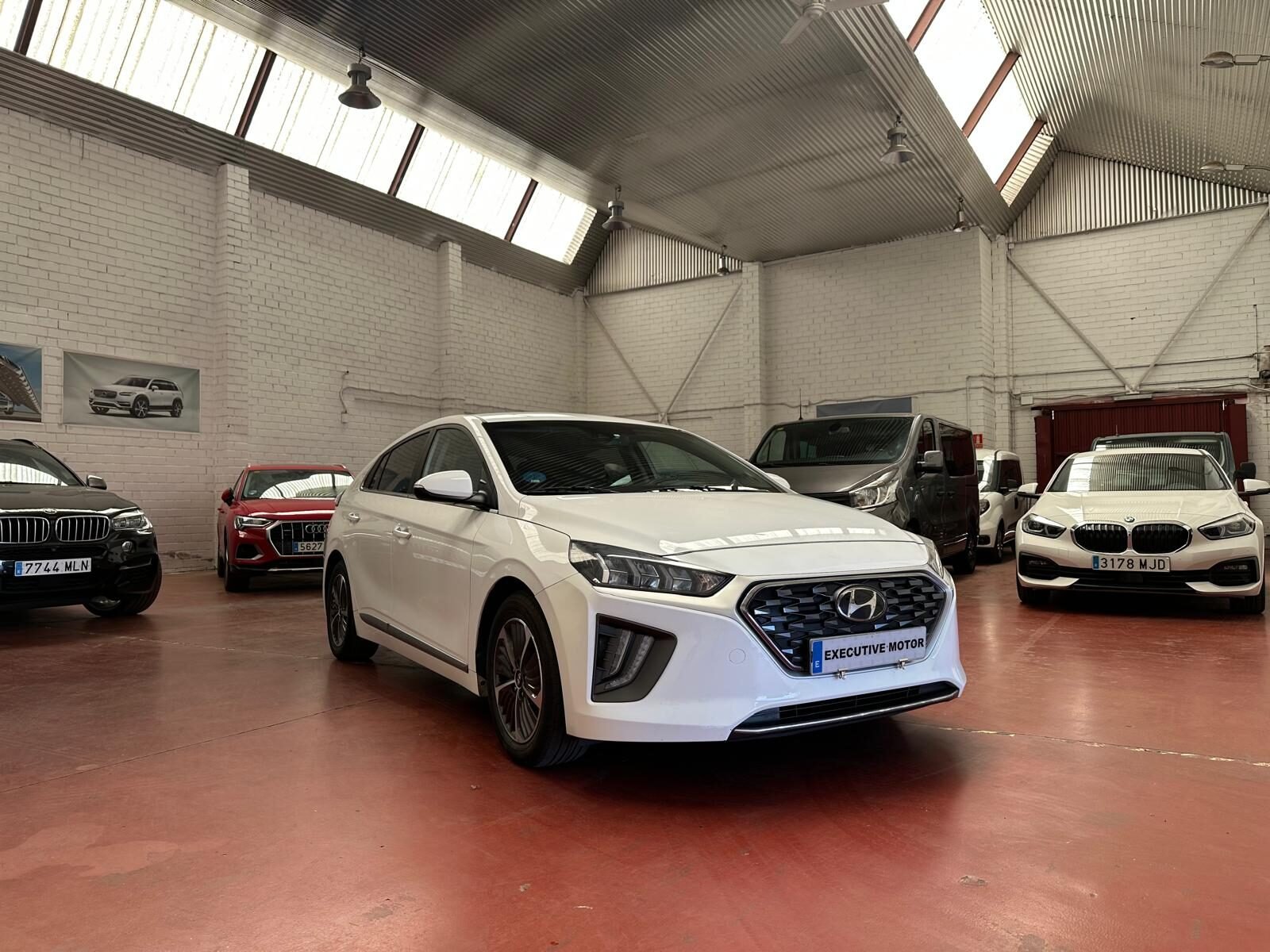 HYUNDAI IONIQ HYUNDAI IONIQ 1.6 GDI PHEV