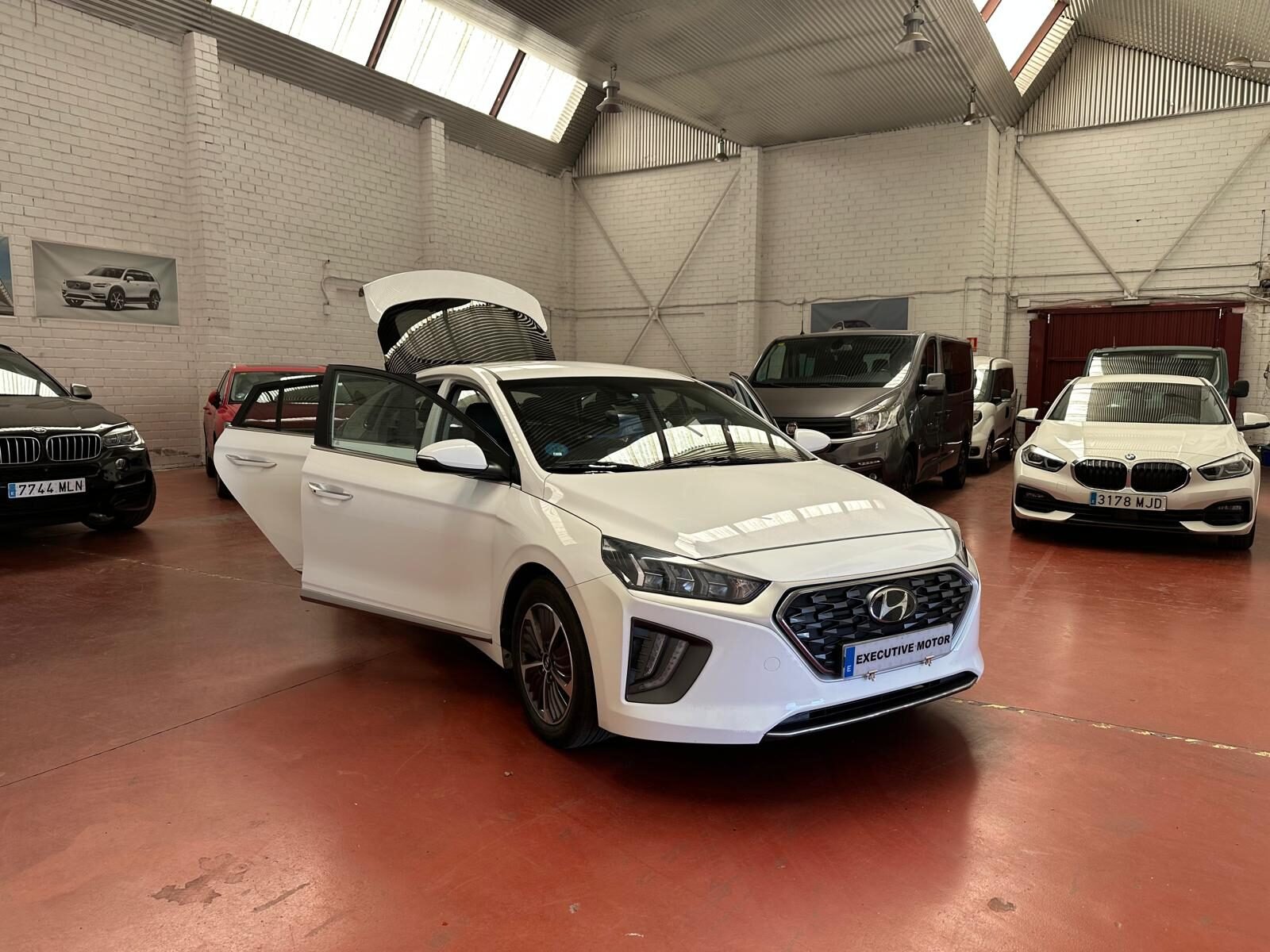 HYUNDAI IONIQ HYUNDAI IONIQ 1.6 GDI PHEV
