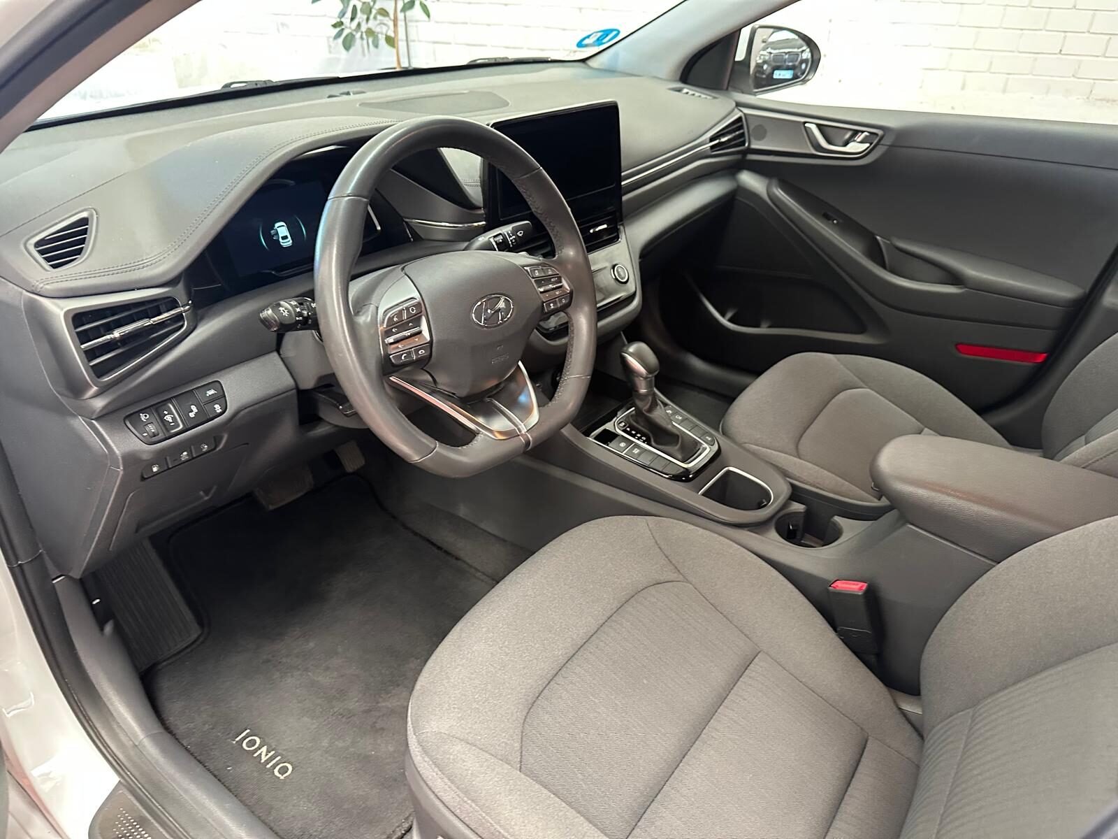 HYUNDAI IONIQ HYUNDAI IONIQ 1.6 GDI PHEV