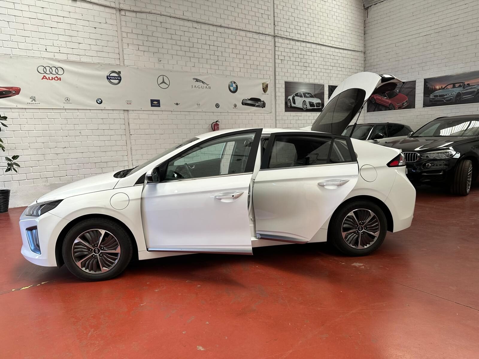 HYUNDAI IONIQ HYUNDAI IONIQ 1.6 GDI PHEV