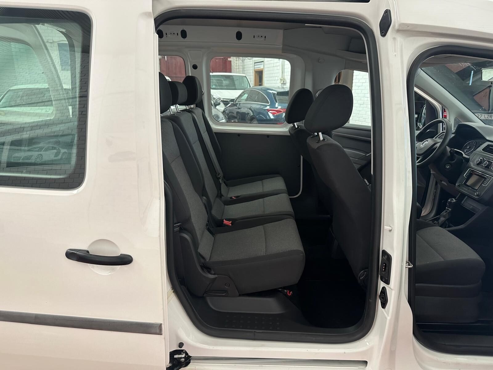 VOLKSWAGEN CADDY PROFESIONAL