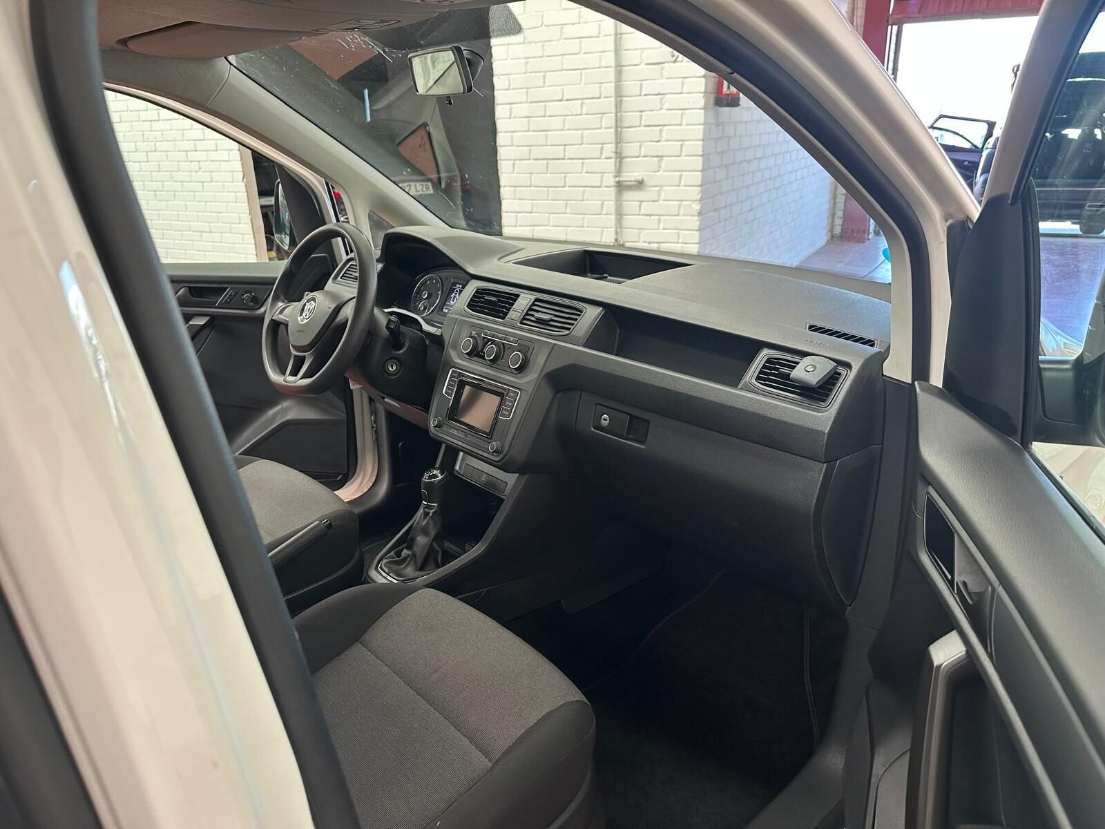 VOLKSWAGEN CADDY PROFESIONAL