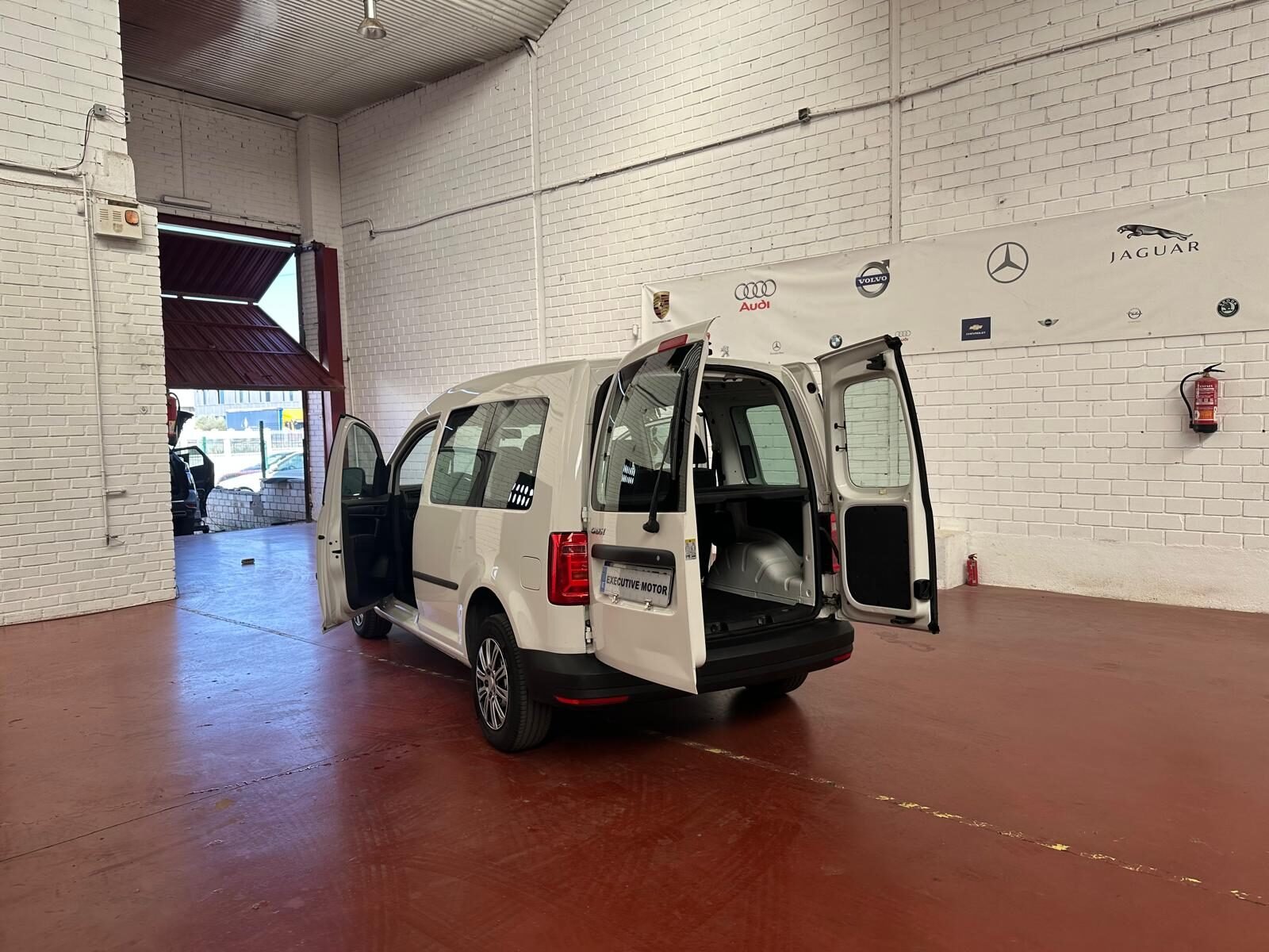 VOLKSWAGEN CADDY PROFESIONAL