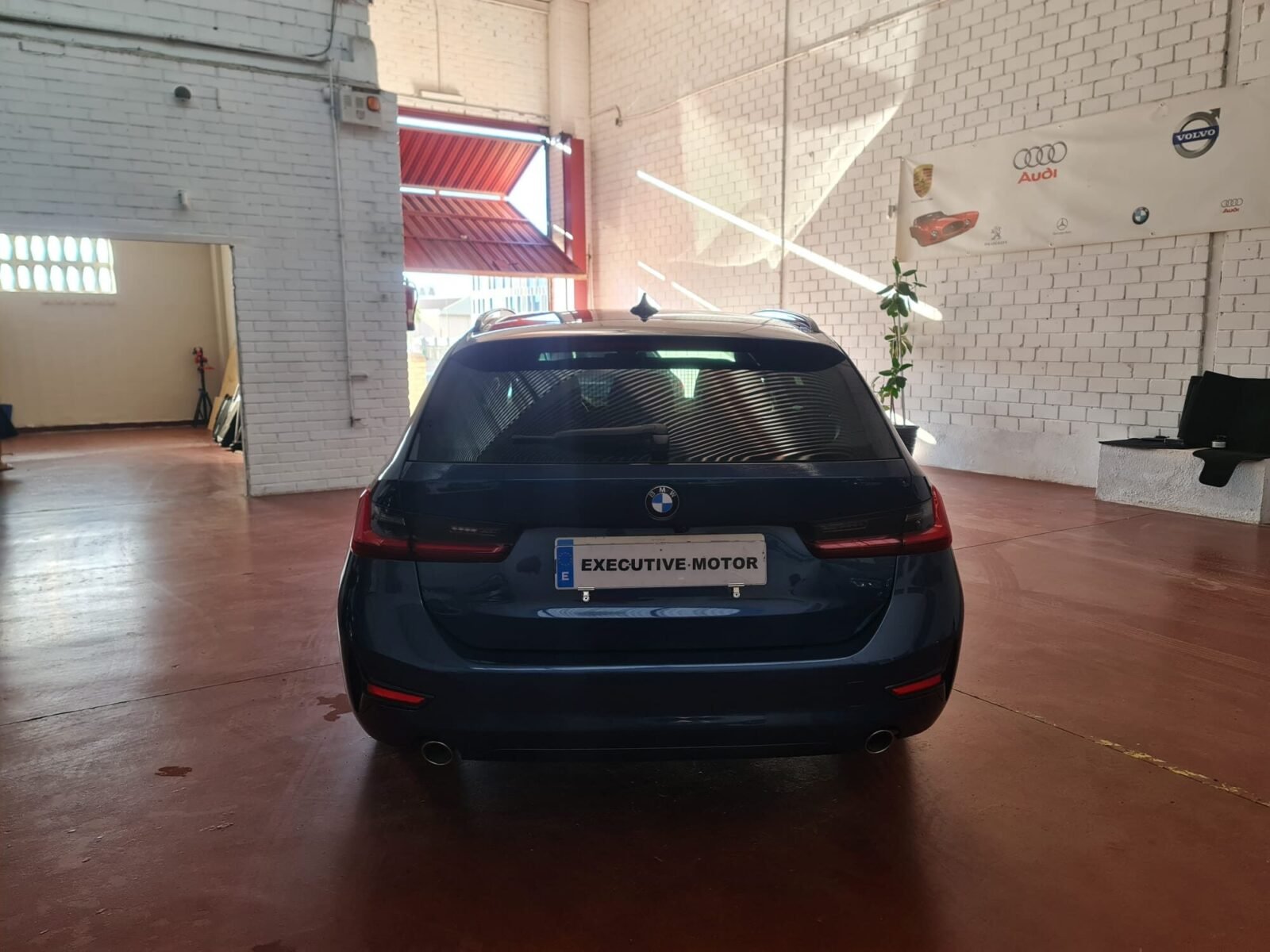 BMW Serie 3 318 AUTO TOURING