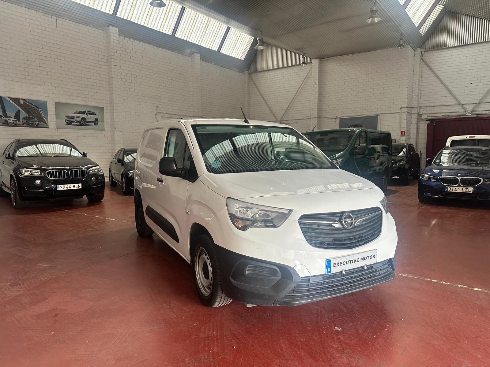 OPEL COMBO CARGA 650